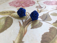 Load image into Gallery viewer, Silk ribbon and paper flower earrings